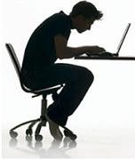 El ordenador dispara los problemas de espalda, que afectan al 30 por ciento de los españoles